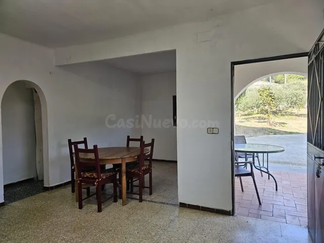 PRECIOSA CASA SEMIREFORMADA EN CAN VINYALS, ESPARREGUERA - foto 3