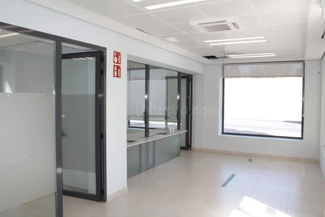 Local comercial 111m² en venta - Torreblanca - foto 4
