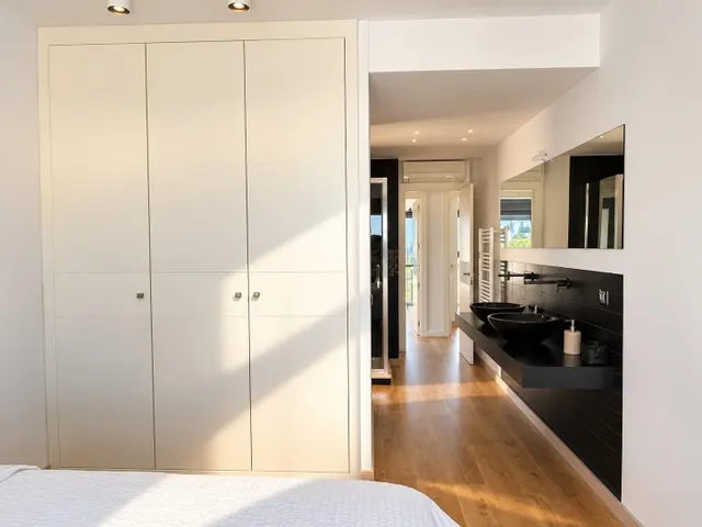 Preciosa casa de esquina con 3 dormitorios, amplia parcela privada y vistas panorámicas en Albir — 25
