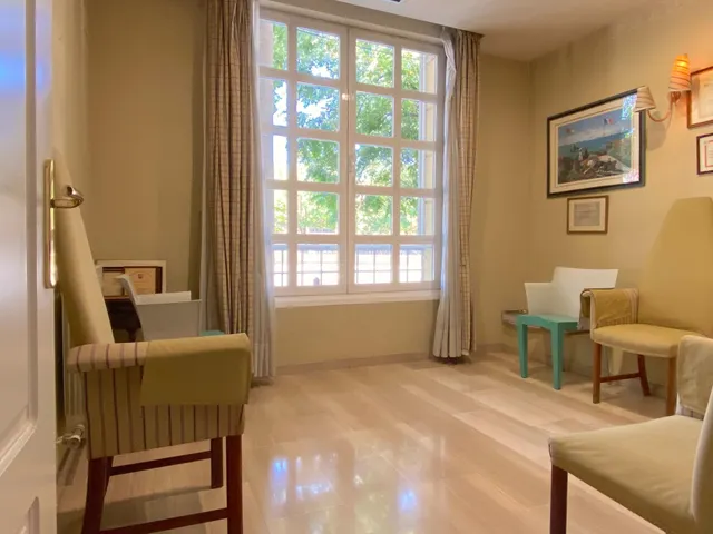Clínica con licencia sanitaria en Avenida de Andalucía, RESIDENCIAL LAS ADORATRICES — 10