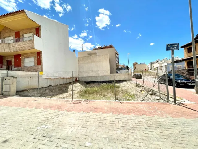 Solar en esquina en Cañada de las Eras — 4