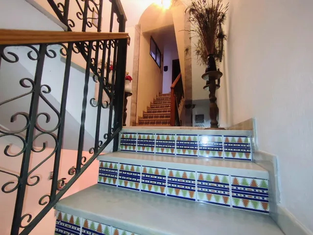 ¡¡¡EXCELENTE OPORTUNIDAD!!! CASA JUNTO A LA CORREDERA CON GA