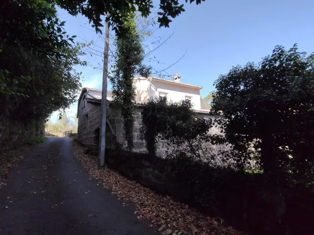 CASA independiente, con pequeño terreno. Nogueira de Ramuin — 6