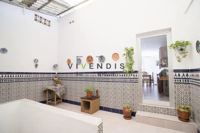 Casa con historia en el casco antiguo de Sant Andreu de la Barca — 11