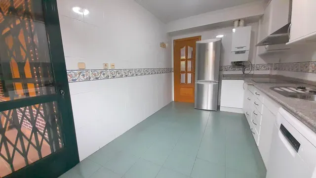 CHALET EN VENTA EN PAULA LÓPEZ-COVARESA — 27