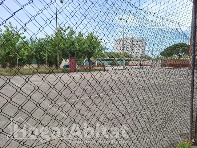 ¡vistas al mar! alto, amplio y exterior en urbanización con parking y piscina — 11