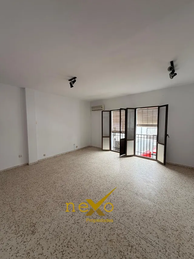PISO 1º PLANTA SAN NICOLAS DEL PUERTO (SEVILLA) — 18
