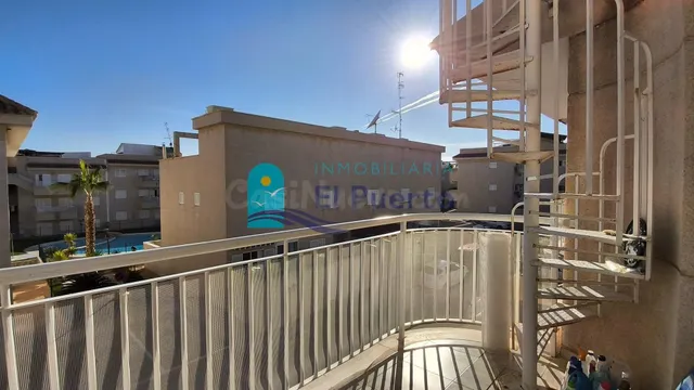 ÁTICO CON GRAN SOLÁRIUM PRIVADO, GARAJE Y PISCINA EN ÁGUILAS - foto 4