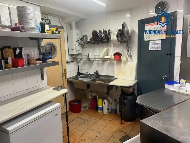 SE TRASPASA RESTAURANTE TOTALMENTE INSTALADO Y FUNCIONANDO JUNTO PLAZA DE GRACIA Y CALLE RECOGIDAS — 20