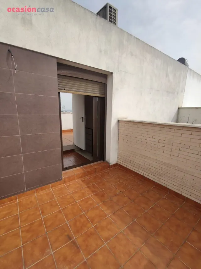PRECIOSA CASA EN EL CARPIO!! — 4