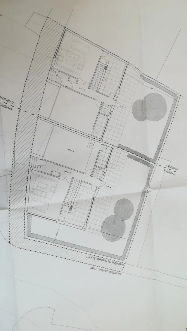 SOLAR URBANO PARA 2 VIVIENDAS  EN AS CANCELAS, SANTIAGO — 12