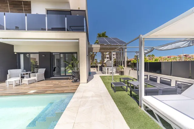 Espectacular Chalet Nuevo en Lomas de Cabo Roig, — 6