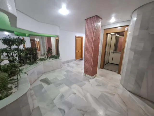 Apartamento 2 habitaciones 85m² en venta - Estacion de autobuses — 32