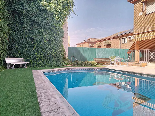 Esta casa no trata sólo de metros cuadrados.... ¡ ES EL GRAN ESCENARIO DE TU VIDA ! — 6