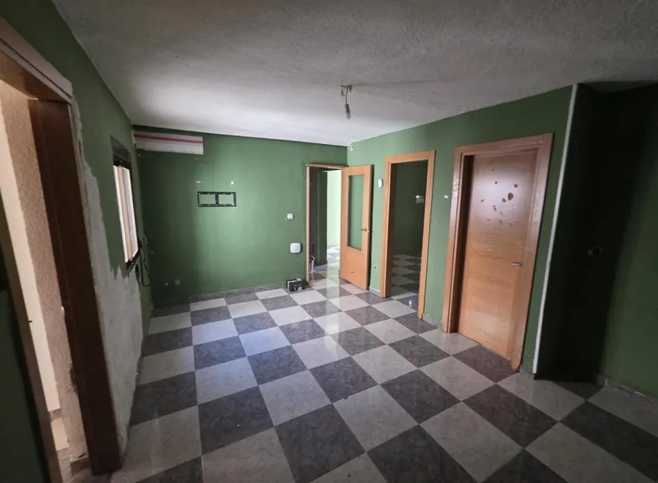 Venta de piso en Hinojosa del Duque (Córdoba).
