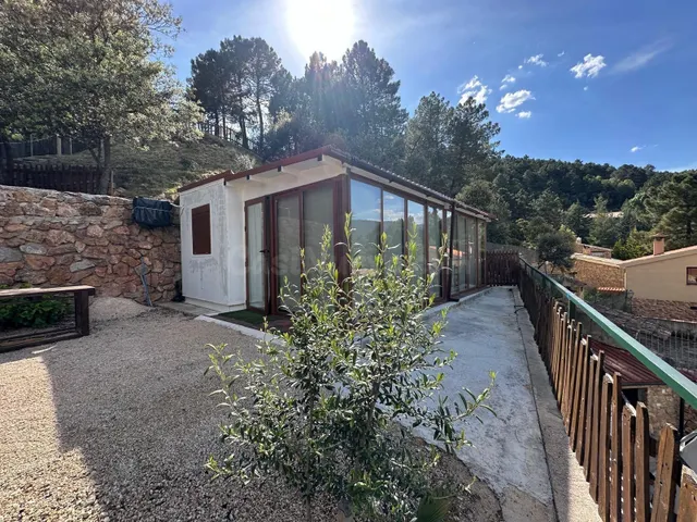 Se vende parcela con vistas panorámicas a la montaña en Rióp - foto 2
