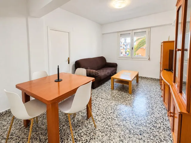PISO EN MAESTRO LUIS TORREGROSA