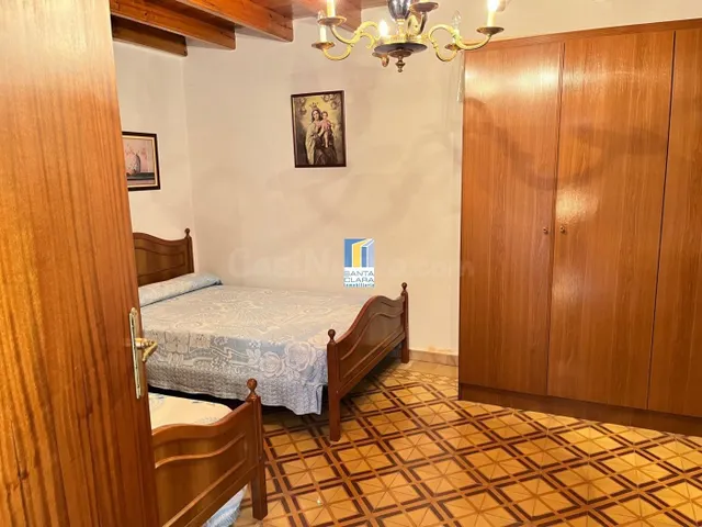 CASA EN VENTA CON 3 DORMITORIOS, GARAJE Y AMPLIO JARDÍN EN M - foto 5