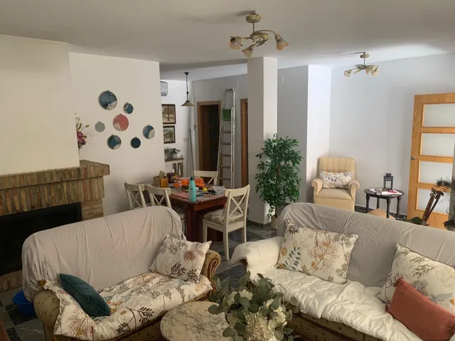 PRECIOSA CASA EN VENTA  EN RESERVA NATURAL LAGUNA DE PETROLA — 29
