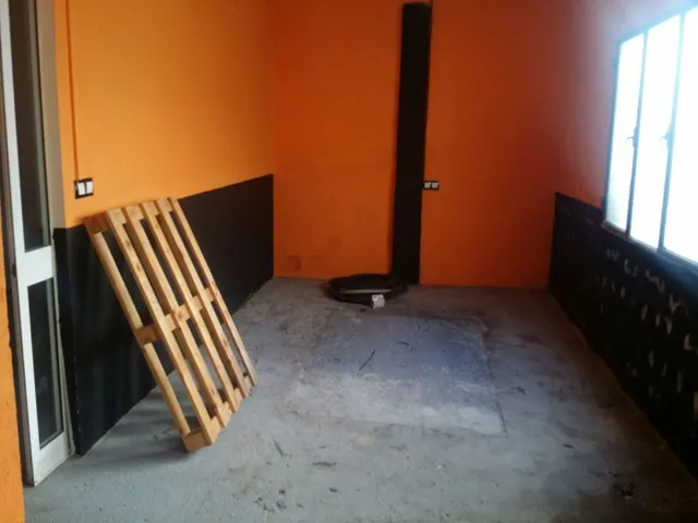 LOCAL COMERCIAL AMPLIO ZONA DE PASO — 6
