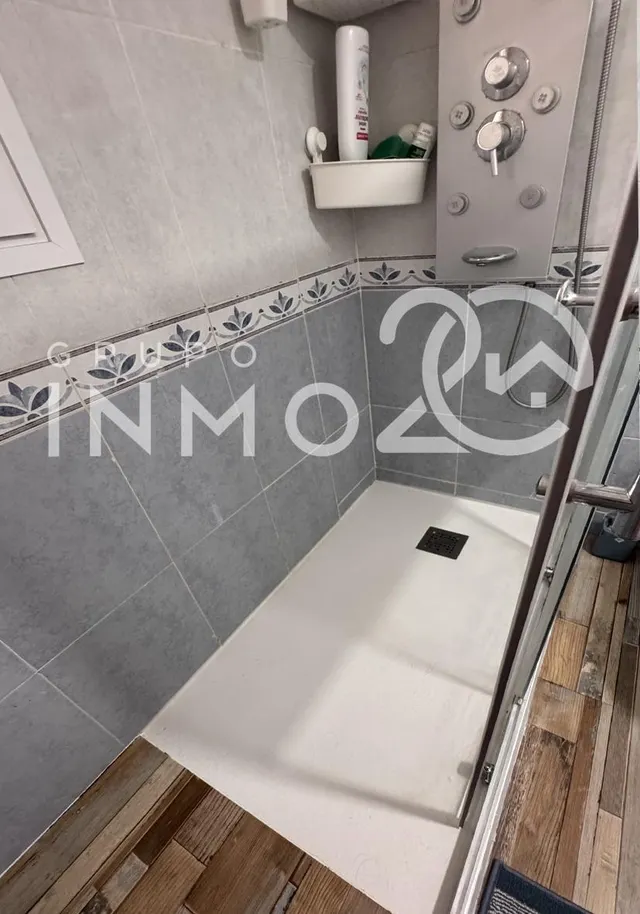 Se vende fantástico piso en de 113m2 utiles con garaje y trastero en Paiporta — 17