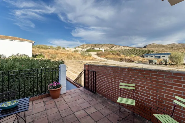 CASA DE PUEBLO REFORMADA CON PISCINA PRIVADA Y POTENCIAL DE ALQUILER Cacín, Granada – Cerca del embalse de Los Bermejales — 34