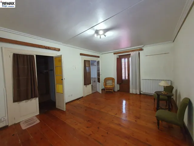 Amplia casa en sitio privilegiado. — 10