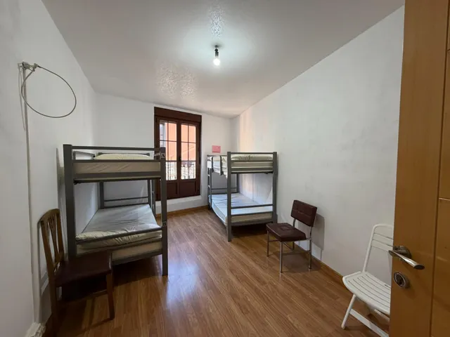 Venta albergue en el camino de Santiago en Cacabelos — 10