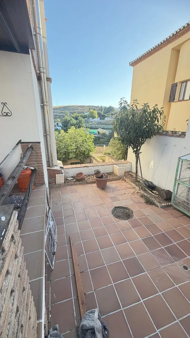 Preciosa Casa de tres plantas con tres apartamentos completos en venta en Monachil — 15