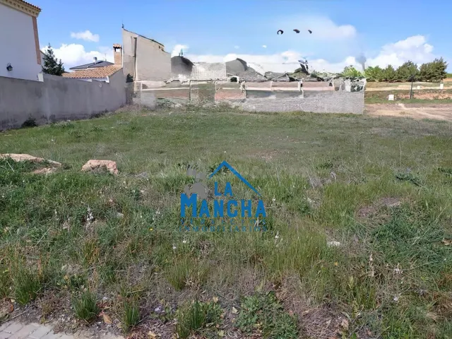 *92.000€* INMOBILIARIA LA MANCHA VENDE TERRENO URBANO EN BAL - foto 2