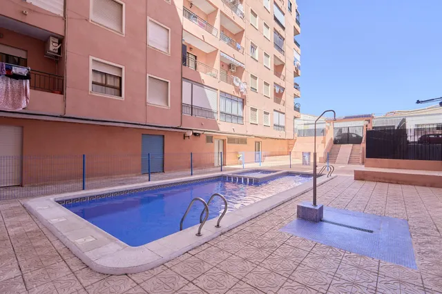 Reformada vivienda de 1 habitación con piscina — 34