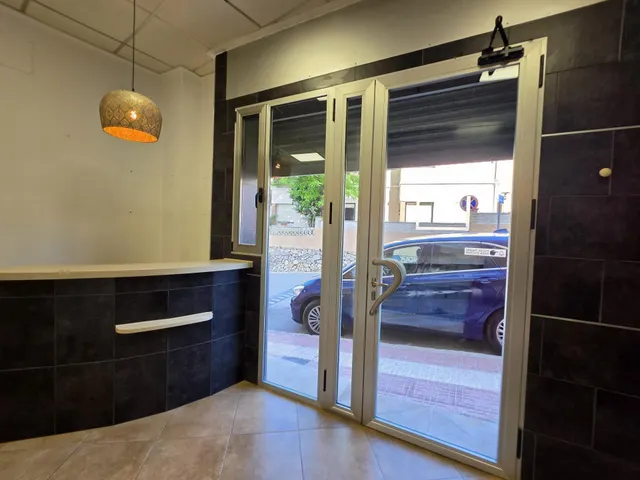 Local comercial con opción a vivienda en Benissa Pueblo : luz, amplitud y vistas al Peñón de Ifach y al Mar — 20