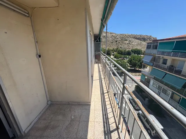 Piso Reformado en la Goteta - C.C Plaza Mar 2 — 41