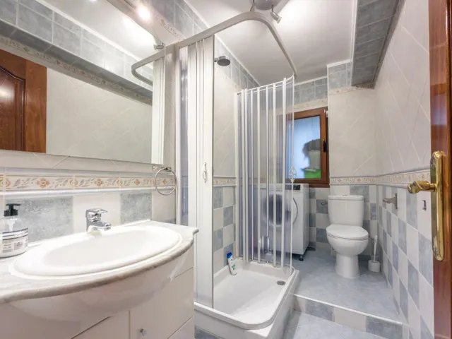 Piso de 3 Dorm. en Armilla (frente al AYUNTAMIENTO y Metro) — 14