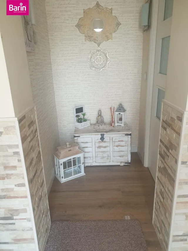PRECIOSA CASA EN CUEVAS BAJAS!!!! - foto 2