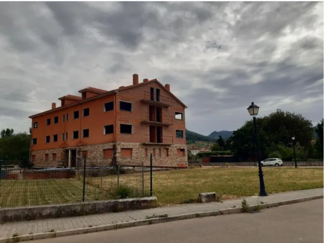 EDIFICIO EN construcción EN BOÑAR — 6
