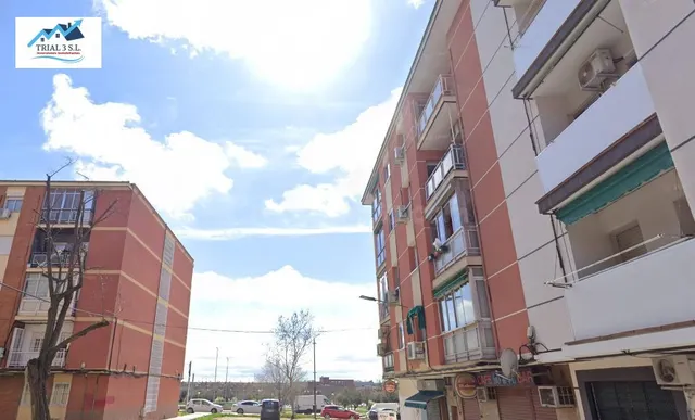 Venta piso en Parla (Madrid) — 2