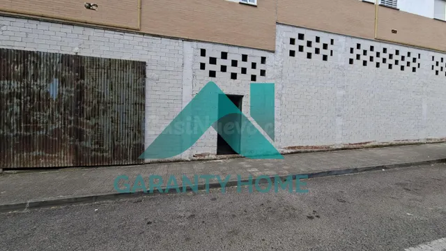 LOCAL EN BRUTO EN VENTA – GRAN OPORTUNIDAD DE INVERSIÓN ✨ - foto 3