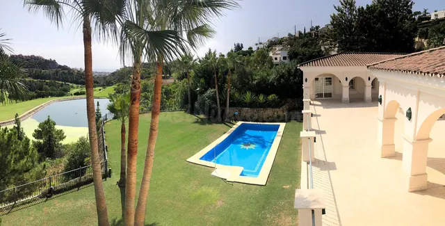 Chalet 7 habitaciones 1312m² en venta - Costa del Sol - foto 2