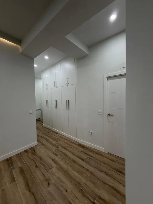Exclusivo Piso en Alquiler - Calle Italia, Valladolid — 44