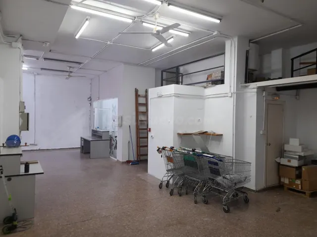 Local comercial 174m² en alquiler - Morvedre - foto 2