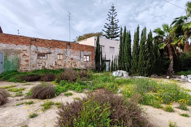 PARCELA CON PROYECTO APROBADO EN ZONA ESTRATÉGICA DE ORIHUEL - foto 4