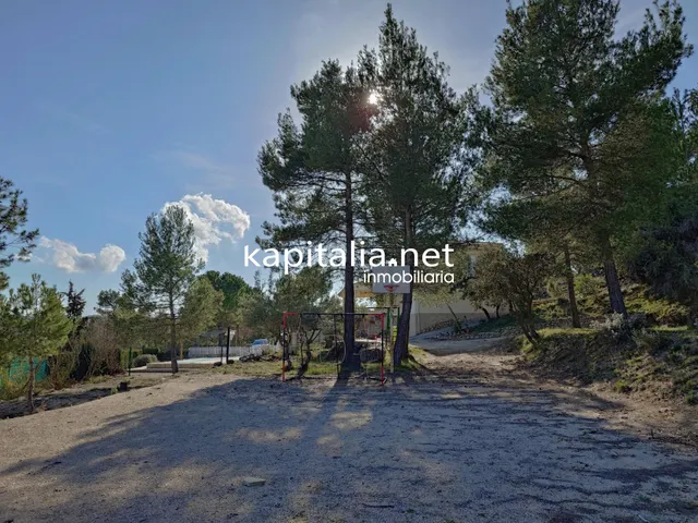 Chalet a la venta en la Sierra Mariola, Bocairent — 10