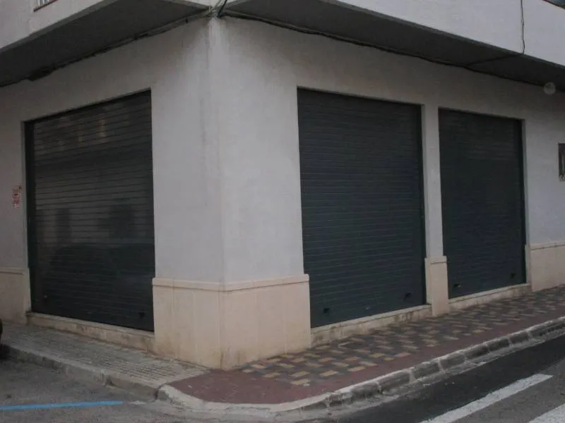 Local comercial en alquiler en centro de la población de l'Ampolla