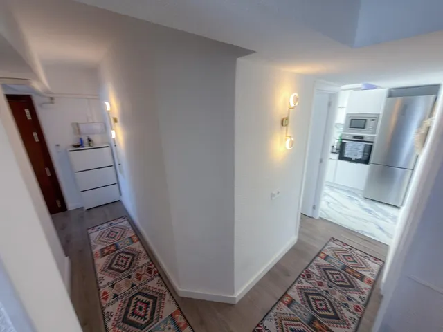 Maravilloso ático con increíble diseño, completamente exterior + terrazas con vistas panorámicas (280 mts del mar) — 10