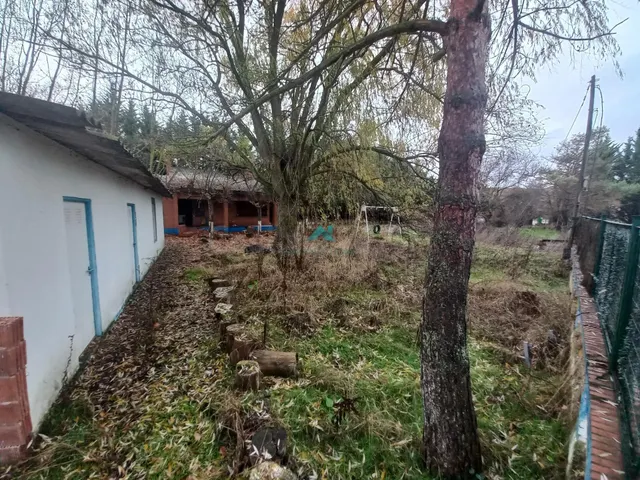 Amplio Chalet en Sarracín a Reformar - Oportunidad Única — 5