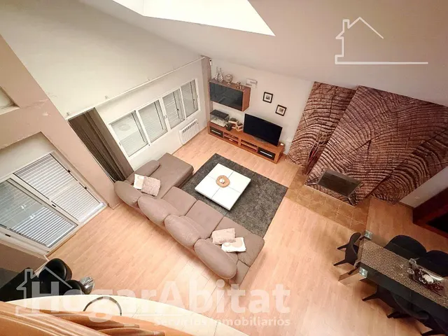 ¡encantador chalet! amplio y sofisticado con piscina, garaje y dos terrazas — 29