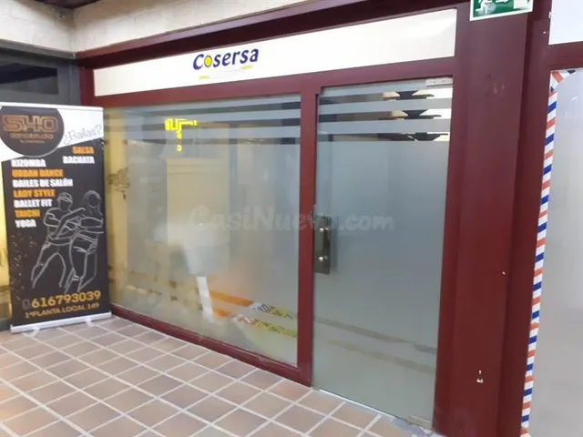 Venta local comercial en Las Rozas de Madrid - foto 3