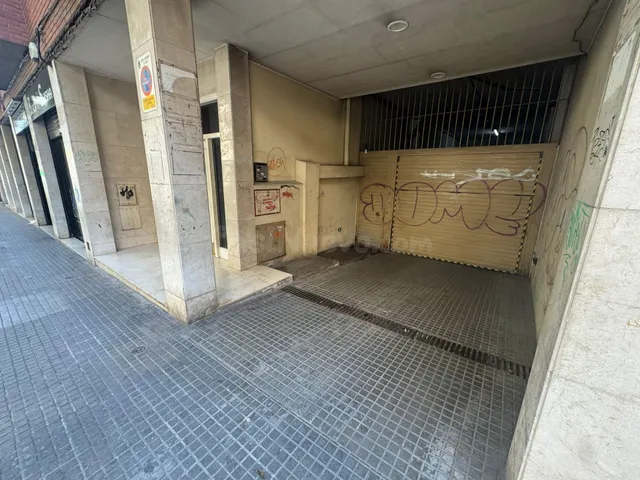 Parking en venta en calle Escultor Modest Gene, Reus.