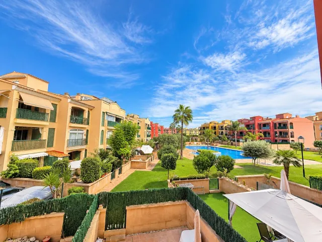 Un refugio mediterráneo reformado en Sa Torre, con terraza y cinco piscinas — 2